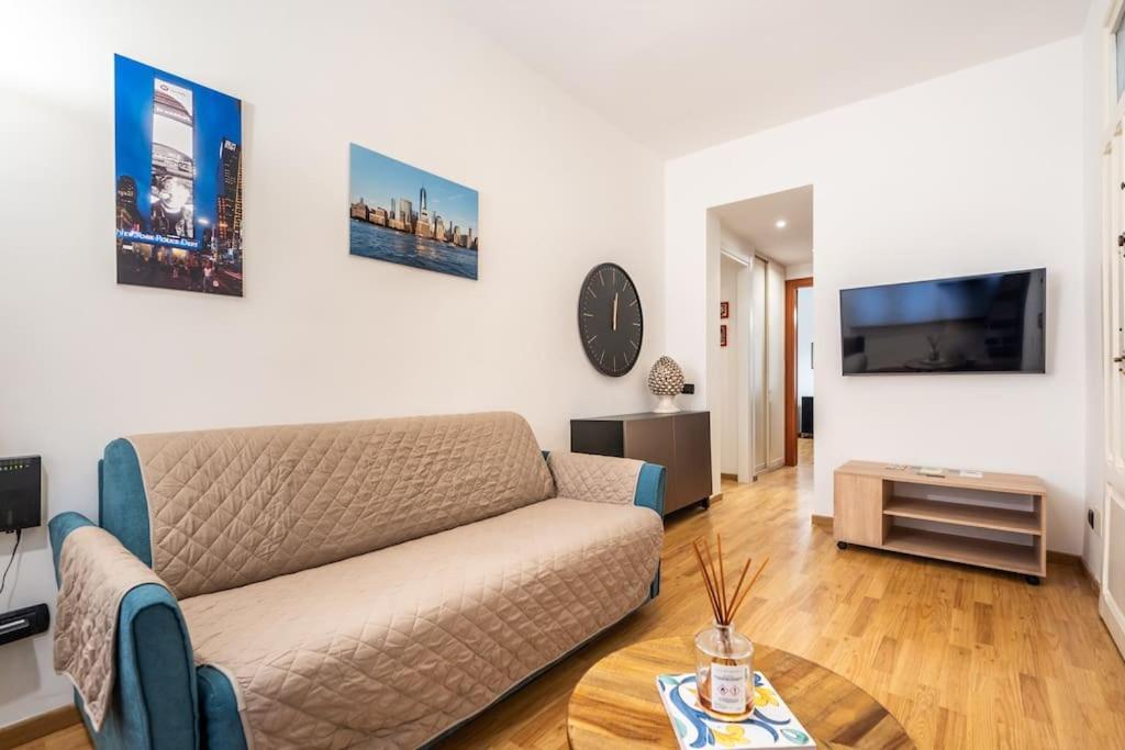 One-Bedroom Apartment,1576427624:JPEG